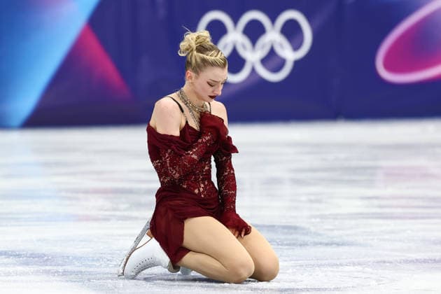 February 17, 2026, Milan, Lombardy, Italy: AMBER GLENN of USA looks dejected after skating her Women s Single Skating free program in the Figure skating, Eiskunstlauf at the Milano Cortina 2026 Winter Olympic Games, Olympische Spiele, Olympia, OS With a score of 67.39 points, AMBER is 13th after the short program. Milan Italy - ZUMAc179 20260217_oly_c179_372 Copyright: xMickaelxChavetx