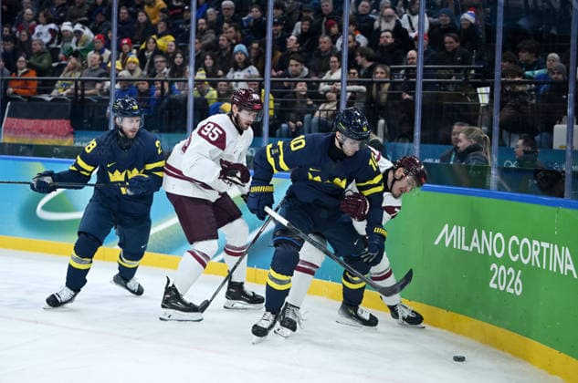 260217 -- MILAN, Feb. 17, 2026 -- Alexander Wennberg 2nd R of Sweden competes during the Ice hockey, Eishockey men s qualification play-off match between the Sweden and Latvia at the Milan-Cortina 2026 Olympic Winter games, Winterspiele,Spiele, Summer games in Milan, Italy, Feb. 17, 2026. MICO2026ITALY-MILAN-OLYMPIC WINTER GAMES-ICE HOCKEY-MEN-QUALIFICATION PLAY-OFF-SWE VS LAT ZhangxHaofu  (MICO2026)ITALY-MILAN-OLYMPIC WINTER GAMES-ICE HOCKEY-MEN-QUALIFICATION PLAY-OFF-SWE VS LAT IMAGO ZhangxHaofu  imago images 0847879259