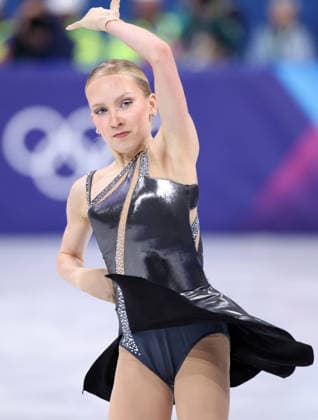 260217 -- MILAN, Feb. 17, 2026 -- Iida Karhunen of Finland competes during the short program match of Figure skating, Eiskunstlauf women single skating at the Milan-Cortina 2026 Olympic Winter games, Winterspiele,Spiele, Summer games in Milan, Italy, Feb. 17, 2026. MICO2026ITALY-MILAN-OLYMPIC WINTER GAMES-FIGURE SKATING-WOMEN SINGLE SKATING-SHORT PROGRAM ChenxYichen  (MICO2026)ITALY-MILAN-OLYMPIC WINTER GAMES-FIGURE SKATING-WOMEN SINGLE SKATING-SHORT PROGRAM IMAGO ChenxYichen  imago images 0847878890