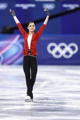 Milan Cortina Olympics: Figure skating, Eiskunstlauf Russian Adeliia Petrosian, competing as an Individual Neutral Athlete, acknowledges the crowd after performing in the women s figure skating short program at the Milan Cortina Olympics at Milano Ice Skating Arena in Milan on Feb. 17, 2026.  A14AA0005298561P