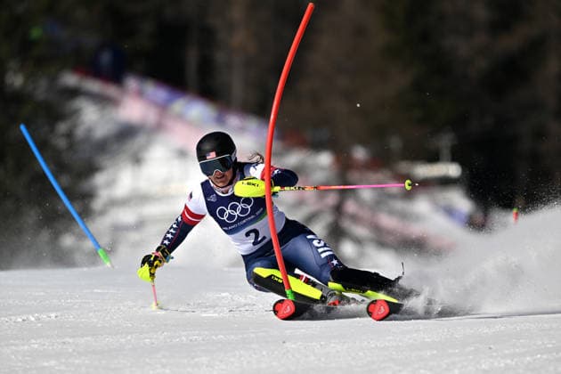 Cortina d Ampezzo, Italy, February 18th 2026. Paula Moltzan of United States of America in action during the Alpine Skiing Womens Slalom race of the Olympic Winter games, Winterspiele,Spiele, Summer games 2026 in Cortina d Ampezzo, Italy. (Photo by Igor Kupljenik Sports Press Photo)  Copyright: xIgorxKupljenikx xSPPx Sportspressphoto_SPR93968