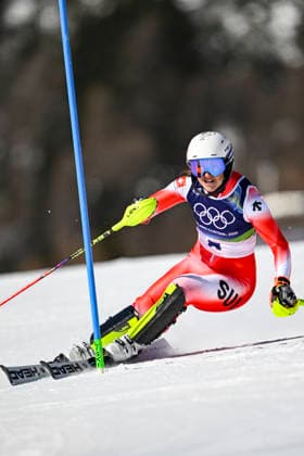 OLYMPICS - Winter Olympic Games, Olympische Spiele, Olympia, OS Milano Cortina 2026 CORTINA D AMPEZZO,ITALY,18.FEB.26 - OLYMPICS, ALPINE SKIING - Winter Olympic Games Milano Cortina 2026, slalom, women. Image shows Wendy Holdener (SUI).  GEPAxpictures xAlexanderxSolc