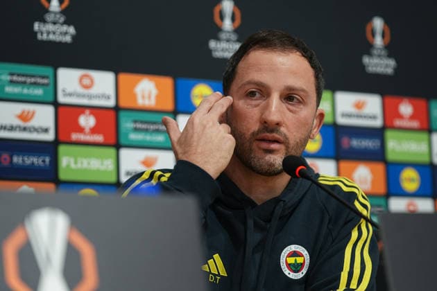 Ahead of the Fenerbahce v Nottingham Forest - UEFA Europa League ISTANBUL, TURKIYE - FEBRUARY 18: Head Coach of Fenerbahce Domenico Tedesco speaks during the press conference, PK, Pressekonferenz ahead of the UEFA Europa League round of 16 play-off first leg match between Fenerbahce v Nottingham Forest at Can Bartu Facilities in Istanbul, Turkiye on February 18, 2026. Adem Kutucu Anadolu Istanbul Turkey. Editorial use only. Please get in touch for any other usage.  Copyright: x2026xAnadoluxAdemxKutucux
