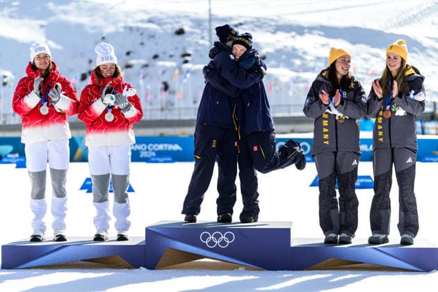 260218 Maja Dahlqvist of Sweden and Jonna Sundling of Sweden celebrate first place in the women s free technique team sprint cross-country skiing final during day 12 of the 2026 Winter Olympics on February 18, 2026 in Val di Fiemme. Photo: Maxim Thore BILDBYRAN kod MT MT0993 skidor cross-country skiing langrenn Olympic Games, Olympische Spiele, Olympia, OS olympics winter olympics os ol olympiska spel vinter-os olympiske leker milano cortina 2026 milan cortina 2026 milano cortina 2026 olympic games milano cortina 2026 winter olympic games milano cortina-os milano cortina-ol vinter-ol 12 bbeng teamsprint jubel sweden sverige *** 260218 Maja Dahlqvist of Sweden and Jonna Sundling of Sweden celebrate first place in the women s free technique team sprint cross country skiing final during day 12 of the 2026 Winter Olympics on February 18, 2026 in Val di Fiemme Photo Maxim Thore BILDBYRAN kod MT MT0993 skidor cross country skiing langrenn olympic games olympics winter olympics os ol olympiska spel vinter os olympiske leker milano cortina 2026 milan cortina 2026 milano cortina 2026 olympic games milano cortina 2026 winter olympic games milano cortina os milano cortina ol vinter ol 12 bbeng teamsprint jubel sweden sverige  Copyright: MAXIMxTHORE BB260218MT092