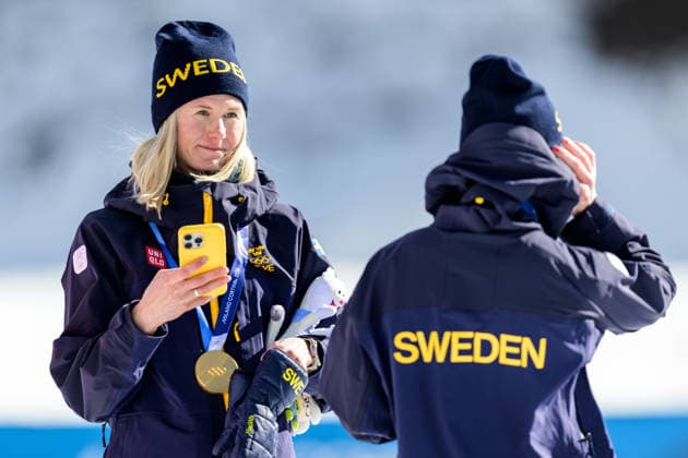 260218 Maja Dahlqvist of Sweden and Jonna Sundling of Sweden celebrate first place in the women s free technique team sprint cross-country skiing final during day 12 of the 2026 Winter Olympics on February 18, 2026 in Val di Fiemme. Photo: Jon Olav Nesvold BILDBYRAN COP 217 MT0993 skidor cross-country skiing langrenn Olympic Games, Olympische Spiele, Olympia, OS olympics winter olympics os ol olympiska spel vinter-os olympiske leker milano cortina 2026 milan cortina 2026 milano cortina 2026 olympic games milano cortina 2026 winter olympic games milano cortina-os milano cortina-ol vinter-ol 12 bbeng teamsprint jubel sweden sverige *** 260218 Maja Dahlqvist of Sweden and Jonna Sundling of Sweden celebrate first place in the women s free technique team sprint cross country skiing final during day 12 of the 2026 Winter Olympics on February 18, 2026 in Val di Fiemme Photo Jon Olav Nesvold BILDBYRAN COP 217 MT0993 skidor cross country skiing langrenn olympic games olympics winter olympics os ol olympiska spel vinter os olympiske leker milano cortina 2026 milan cortina 2026 milano cortina 2026 olympic games milano cortina 2026 winter olympic games milano cortina os milano cortina ol vinter ol 12 bbeng teamsprint jubel sweden sverige  Copyright: JONxOLAVxNESVOLD BB260218JE090