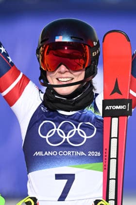 OLYMPICS - Winter Olympic Games, Olympische Spiele, Olympia, OS Milano Cortina 2026 CORTINA D AMPEZZO,ITALY,18.FEB.26 - OLYMPICS, ALPINE SKIING - Winter Olympic Games Milano Cortina 2026, slalom, women. Image shows the rejoicing of Mikaela Shiffrin (USA).  GEPAxpictures AlexanderxSolc