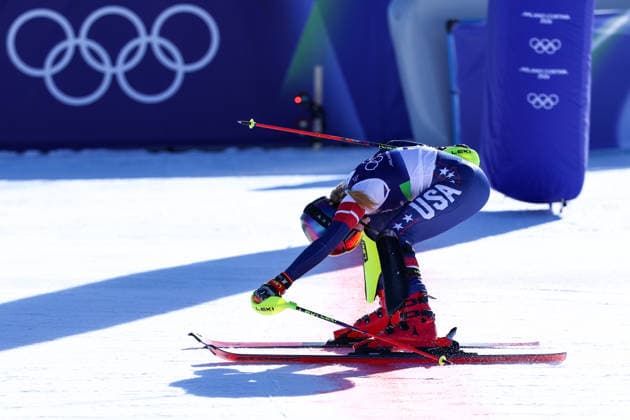 Olympische Winterspiele Milano Cortina 2026 Ski Alpin Slalom Frauen am 18.02.2026 im Tofane Alpine Skiing Centre in Cortina d™Ampezzo Mikaela Shiffrin ( USA ) gewinnt die Gold Medaille *** Olympic Winter Games Milano Cortina 2026 Alpine Skiing Slalom Women on 18 02 2026 at the Tofane Alpine Skiing Centre in Cortina d™Ampezzo Mikaela Shiffrin USA wins the gold medal xMSx
