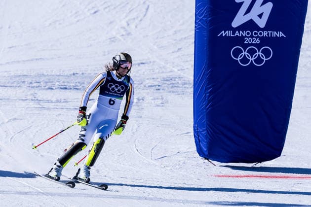 TOFANE, ITALY - FEBRUARY 18: Lena Duerr (Germany) frustrated after not finishing during the Alpine Skiing Women s Slalom at the Milano Cortina 2026 Olympics at Tofane Alpine Skiing Centre on day 12 of the Milano Cortina 2026 Olympics on February 18, 2026 in Tofane, Italy. Editorial use only. Italy Copyright: xSteffiexWunderlx
