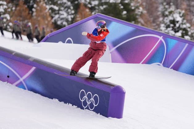 February 18, 2026, Livigno, Italy: Canada s Juliette Pelchat competes in round one of the women s snowboard slopestyle at the Milano Cortina 2026 Winter Olympic Games, Olympische Spiele, Olympia, OS in Livigno, Italy, Wednesday, Feb. 18, 2026. Canada News - February 18, 2026  - ZUMAc35_ 20260218_zaf_c35_031 Copyright: xSeanxKilpatrickx