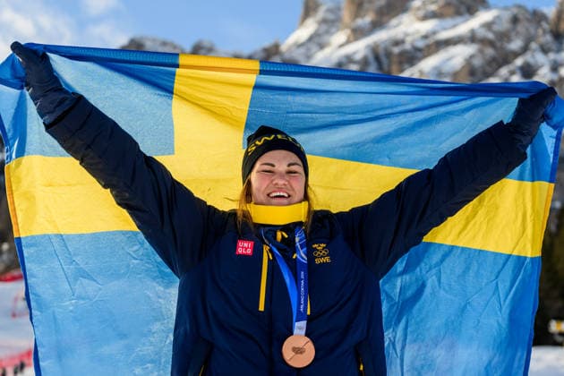 260218 Anna Swenn Larsson of Sweden celebrates third place in women s alpine skiing slalom during day 12 of the 2026 Winter Olympics on February 18, 2026 in Cortina. Photo: Joel Marklund BILDBYRAN kod JM JM0797 bbeng alpint alpine skiing Olympic Games, Olympische Spiele, Olympia, OS olympics winter olympics os ol olympiska spel vinter-os olympiske leker milano cortina 2026 milan cortina 2026 milano cortina 2026 olympic games milano cortina 2026 winter olympic games milano cortina-os milano cortina-ol vinter-ol slalam dam sweden sverige jubel bronze brons *** 260218 Anna Swenn Larsson of Sweden celebrates third place in women s alpine skiing slalom during day 12 of the 2026 Winter Olympics on February 18, 2026 in Cortina Photo Joel Marklund BILDBYRAN kod JM JM0797 bbeng alpine alpine skiing olympic games olympics winter olympics os ol olympiska spel vinter os olympiske leker milano cortina 2026 milan cortina 2026 milano cortina 2026 olympic games milano cortina 2026 winter olympic games milano cortina os milano cortina ol vinter ol slalam dam sweden sverige jubel bronze brons  Copyright: JOELxMARKLUND BB260218JM188
