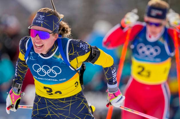 Winter Olympics in Milan Cortina 2026 Anterselva, Italy 20260218. Elvira Öberg from Sweden and Karoline Knotten from Norway during the women s 4 x 6 km relay in biathlon at the Winter Olympics in Milan Cortina 2026. Photo: Heiko Junge NTB Anterselva Italy EDITORIAL USE ONLY. RESTRICTED USE FOR BETTING COMPANIES Ref:_SPOXqdwWKRhD2Y.jpg *** Winter Olympics in Milan Cortina 2026 Anterselva, Italy 20260218 Elvira Öberg from Sweden and Karoline Knotten from Norway during the women s 4 x 6 km relay in biathlon at the Winter Olympics in Milan Cortina 2026 Photo Heiko Junge NTB Anterselva Italy EDITORIAL USE ONLY RESTRICTED USE FOR BETTING COMPANIES  Copyright: xHeikoxJungex xNTBx