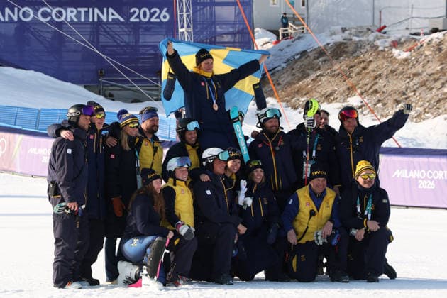 Bronze medal for Anna Swenn Larsson (SWE) during the Olympic Winter games, Winterspiele,Spiele, Summer games Milano-Cortina 2026, Alpine Skiing Women s Slalom - Run 2 on February 18, 2026 at Tofane Alpine Skiing Centre in Cortina D Ampezzo  Copyright: xLucianoxMariaxBisi IPAxSportx xipa-agency.netx xx IPA_71687725 IPA_Agency_IPA71687725