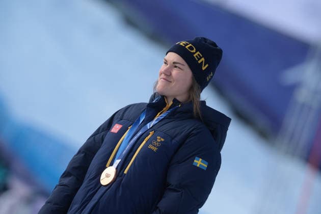 Bronze medal for Anna Swenn Larsson (SWE) during the Olympic Winter games, Winterspiele,Spiele, Summer games Milano-Cortina 2026, Alpine Skiing Women s Slalom - Run 2 on February 18, 2026 at Tofane Alpine Skiing Centre in Cortina D Ampezzo  Copyright: xLucianoxMariaxBisi IPAxSportx xipa-agency.netx xx IPA_71687735 IPA_Agency_IPA71687735