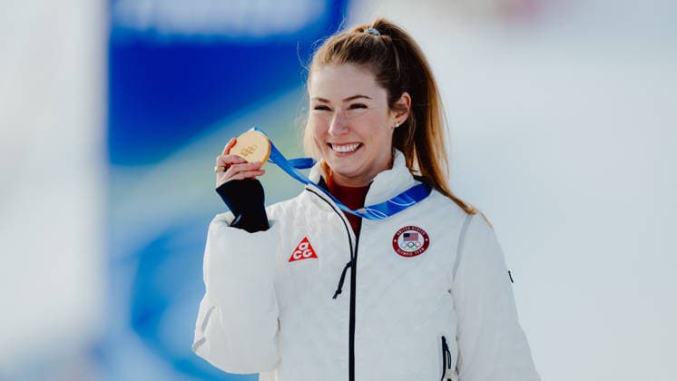 OLYMPICS - Winter Olympic Games, Olympische Spiele, Olympia, OS Milano Cortina 2026 CORTINA D AMPEZZO,ITALY,18.FEB.26 - OLYMPICS, ALPINE SKIING - Winter Olympic Games Milano Cortina 2026, slalom, women, medal ceremony. Image shows the rejoicing of Mikaela Shiffrin (USA). Keywords: medal  GEPAxpictures xAlexanderxSolc