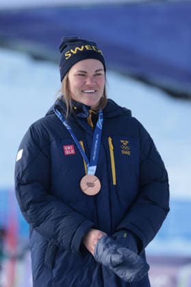 Bronze medal for Anna Swenn Larsson (SWE) during the Olympic Winter games, Winterspiele,Spiele, Summer games Milano-Cortina 2026, Alpine Skiing Women s Slalom - Run 2 on February 18, 2026 at Tofane Alpine Skiing Centre in Cortina D Ampezzo  Copyright: xLucianoxMariaxBisi IPAxSportx xipa-agency.netx xx IPA_71687729 IPA_Agency_IPA71687729
