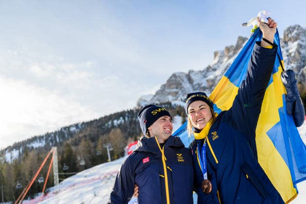 260218 Anna Swenn Larsson of Sweden celebrates with boyfriend Mattias Rönngren after women s alpine skiing slalom during day 12 of the 2026 Winter Olympics on February 18, 2026 in Cortina. Photo: Joel Marklund BILDBYRAN kod JM JM0797 bbeng alpint alpine skiing Olympic Games, Olympische Spiele, Olympia, OS olympics winter olympics os ol olympiska spel vinter-os olympiske leker milano cortina 2026 milan cortina 2026 milano cortina 2026 olympic games milano cortina 2026 winter olympic games milano cortina-os milano cortina-ol vinter-ol slalam dam sweden sverige *** 260218 Anna Swenn Larsson of Sweden celebrates with boyfriend Mattias Rönngren after women s alpine skiing slalom during day 12 of the 2026 Winter Olympics on February 18, 2026 in Cortina Photo Joel Marklund BILDBYRAN kod JM JM0797 bbeng alpine alpine skiing olympic games olympics winter olympics os ol olympiska spel vinter os olympiske leker milano cortina 2026 milan cortina 2026 milano cortina 2026 olympic games milano cortina 2026 winter olympic games milano cortina os milano cortina ol vinter ol slalam dam sweden sverige  Copyright: JOELxMARKLUND BB260218JM223