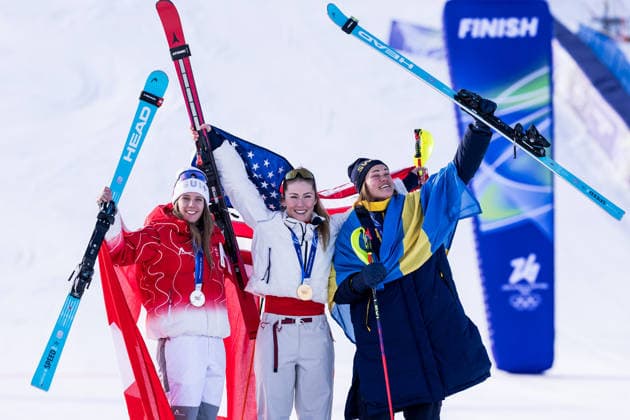 TOFANE, ITALY - FEBRUARY 18: Silver medalist Camille Rast (Switzerland), Gold medalist Mikaela Shiffrin (United States of America), Bronze medalist Anna Swenn Larsson (Sweden) posing together during the medal ceremony of the Alpine Skiing Women s Slalom at the Milano Cortina 2026 Olympics at Tofane Alpine Skiing Centre on day 12 of the Milano Cortina 2026 Olympics on February 18, 2026 in Tofane, Italy. Editorial use only. Italy Copyright: xSteffiexWunderlx