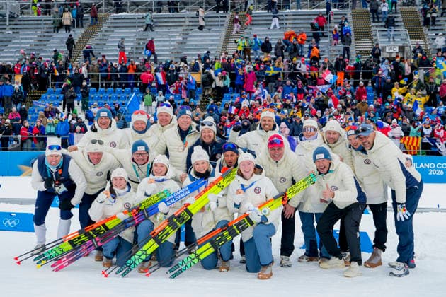 Winter Olympics in Milan Cortina 2026 Anterselva, Italy 20260218. Marthe Kraakstad Johansen, Juni Arnekleiv, Karoline Knotten and Maren Hjelmeset Kirkeeide from Norway together with the Norwegian team after the 4 x 6 km relay for women in biathlon during the Winter Olympics in Milano Cortina 2026. Photo: Heiko Junge NTB Anterselva Italy EDITORIAL USE ONLY. RESTRICTED USE FOR BETTING COMPANIES Ref:_SPOPIPDZThumdY.jpg *** Winter Olympics in Milan Cortina 2026 Anterselva, Italy 20260218 Marthe Kraakstad Johansen, Juni Arnekleiv, Karoline Knotten and Maren Hjelmeset Kirkeeide from Norway together with the Norwegian team after the 4 x 6 km relay for women in biathlon during the Winter Olympics in Milano Cortina 2026 Photo Heiko Junge NTB Anterselva Italy EDITORIAL USE ONLY RESTRICTED USE FOR BETTING COMPANIES  Copyright: xHeikoxJungex xNTBx