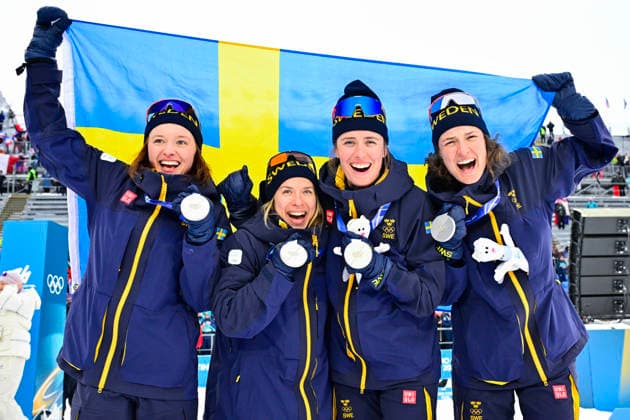 ANTERSELVA, ITALY 20260218 Sweden s Linn Gestblom, Anna Magnusson, Elvira Öberg and Hanna Öberg at the finish line after winning silver in the women s biathlon relay, 4x6 km, during the Winter Olympics in Anterselva, Italy. *** The image is included in the SPORTS PACKAGE. For others PAYMENT IMAGE *** ANTERSELVA ITALY x10030x *** ANTERSELVA, ITALY 20260218 Sweden s Linn Gestblom, Anna Magnusson, Elvira Öberg and Hanna Öberg at the finish line after winning silver in the women s biathlon relay, 4x6 km, during the Winter Olympics in Anterselva, Italy The image is included in the SPORTS PACKAGE For others PAYMENT IMAGE ANTERSELVA ITALY x10030x  Copyright: xJonasxEkströmer TTx 2026 OLYMPICS BI-SHOOTING RELAY WOMEN