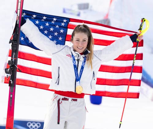 February 18, 2026, Cortina D ampezzo, Lombardy, Italy: Mikaela Shiffrin of the USA celebrates her gold medal victory in the Women s Slalom at Tofane Alpine Skiing Centre for the Milano Cortina 2026 Winter Olympics. Cortina D ampezzo Italy - ZUMAsc5_ 20260218_oly_sc5_028 Copyright: xErichxSchlegelx
