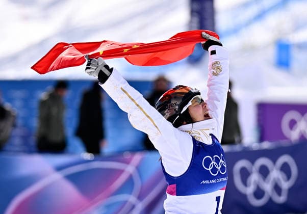 (260218) -- LIVIGNO, Feb. 18, 2026 -- Xu Mengtao of China celebrates after the freestyle skiing women s aerials final 2 at the Milan-Cortina 2026 Olympic Winter games, Winterspiele,Spiele, Summer games in Livigno, Italy, Feb. 18, 2026. ) (MICO2026)ITALY-LIVIGNO-OLYMPIC WINTER GAMES-FREESTYLE SKIING-WOMEN S AERIALS-FINAL ZhangxHongxiang 
