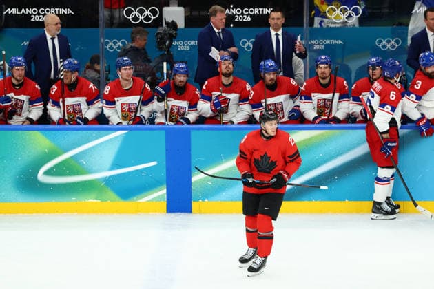February 18, 2026, Milan, Lombardy, Italy: NATHAN MACKINNON 29 of Canada scores his side s second goal during the Quarterfinal game between Team Canada (CAN) and Team Czechia (CZE) at the Milano Cortina 2026 Olympic Games, Olympische Spiele, Olympia, OS Olympics 2026: Milano Cortina: Ice hockey, Eishockey Men: CAN:CZE  - ZUMAc179 20260218_oly_c179_048 Copyright: xMickaelxChavetx