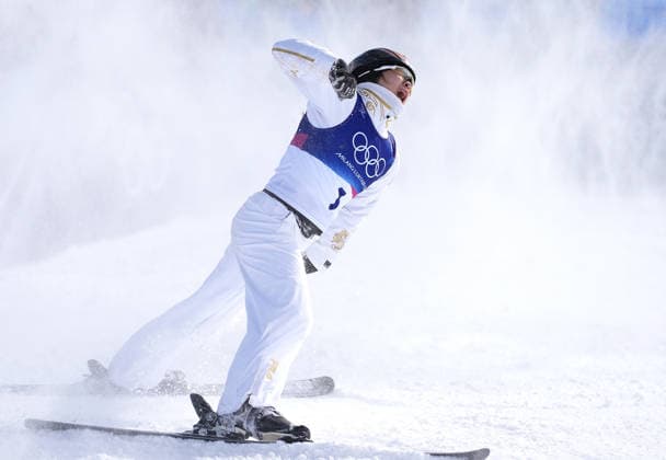 (260218) -- LIVIGNO, Feb. 18, 2026 -- Xu Mengtao of China reacts after the freestyle skiing women s aerials final 2 at the Milan-Cortina 2026 Olympic Winter games, Winterspiele,Spiele, Summer games in Livigno, Italy, Feb. 18, 2026. ) (MICO2026)ITALY-LIVIGNO-OLYMPIC WINTER GAMES-FREESTYLE SKIING-WOMEN S AERIALS-FINAL HuxChao 