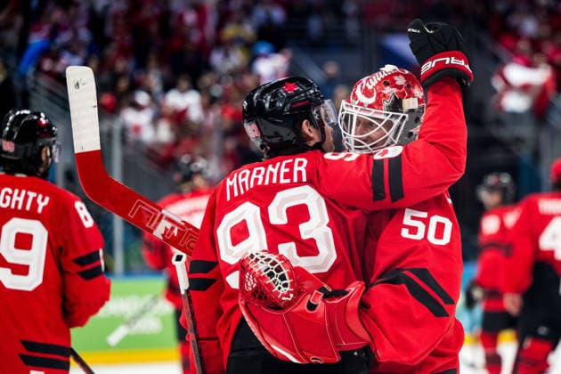 260218 Mitch Marner och goaltender Jordan Binnington of Canada after the men s Ice hockey, Eishockey quarterfinal between Canada and Czech Republic during day 12 of the 2026 Winter Olympics on February 18, 2026 in Milan. Photo: Carl Sandin BILDBYRAN kod CS CS0886 ishockey ice hockey Olympic Games, Olympische Spiele, Olympia, OS olympics winter olympics os ol olympiska spel vinter-os olympiske leker milano cortina 2026 milan cortina 2026 milano cortina 2026 olympic games milano cortina 2026 winter olympic games milano cortina-os milano cortina-ol vinter-ol 12 bbeng czech republic tjeckien kanada canada jubel *** 260218 Mitch Marner and goaltender Jordan Binnington of Canada after the men s ice hockey quarterfinal between Canada and Czech Republic during day 12 of the 2026 Winter Olympics on February 18, 2026 in Milan Photo Carl Sandin BILDBYRAN code CS CS0886 ice hockey ice hockey olympic games olympics winter olympics os ol olympic games winter os olympic games milano cortina 2026 milan cortina 2026 milano cortina 2026 olympic games milano cortina 2026 winter olympic games milano cortina os milano cortina ol olympic games winter ol 12 bbeng czech republic czech republic canada canada cheers  Copyright: CARLxSANDIN BB260218CS005