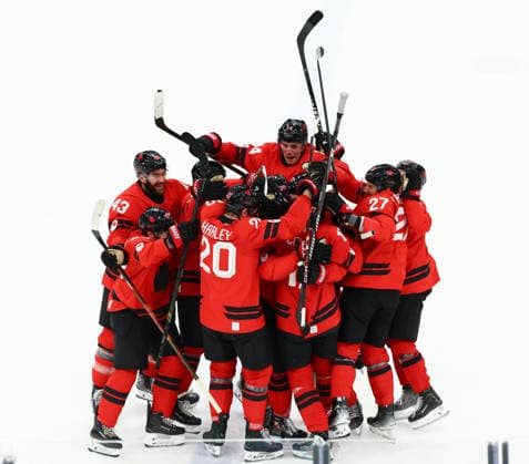 February 18, 2026, Milan, Lombardy, Italy: MITCH MARNER 93 of Canada celebrates scoring the winning goal during the overtime of the Quarterfinal game between Team Canada (CAN) and Team Czechia (CZE) at the Milano Cortina 2026 Olympic Games, Olympische Spiele, Olympia, OS Canada won 4:3. Milan Italy - ZUMAc179 20260218_oly_c179_084 Copyright: xMickaelxChavetx