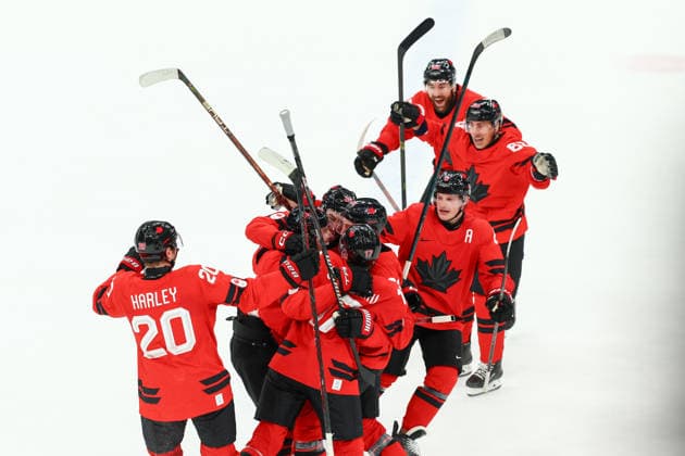 February 18, 2026, Milan, Lombardy, Italy: MITCH MARNER 93 of Canada celebrates scoring the winning goal during the overtime of the Quarterfinal game between Team Canada (CAN) and Team Czechia (CZE) at the Milano Cortina 2026 Olympic Games, Olympische Spiele, Olympia, OS Canada won 4:3. Olympics 2026: Milano Cortina: Ice hockey, Eishockey Men: CAN:CZE  - ZUMAc179 20260218_oly_c179_085 Copyright: xMickaelxChavetx