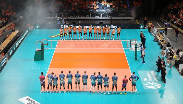 Begrüßung der Mannschaften vor Spielbeginn Übersicht Max Schmeling Halle Volleyball CEV Champions League Herren Saison 2025 2026 18.02.2026 BR Volleys Berlin BRV vs. Sir Sicoma Monini Perugia
