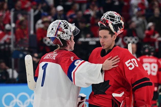 XXV Winter Olympic Games, Olympische Spiele, Olympia, OS in Milan, Italy, on February 18, 2026. Men s Ice hockey, Eishockey preliminary round playoffs, Czech Republic vs. Canada. From left Czech goalie Lukas Dostal, Jordan Binnington goalie of Canada. (CTKxPhoto MichalxKamaryt) CTKPhotoP2026021809719  CTKPhotoP2026021809719