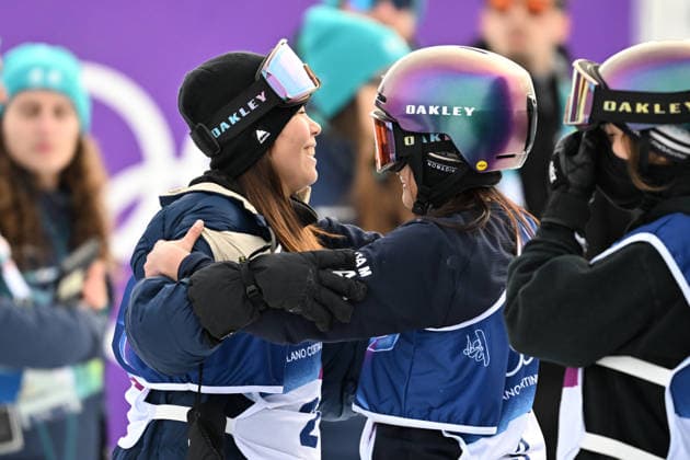 (L-R) Mari Fukada (JPN), Kokomo Murase (JPN), FEBRUARY 18, 2026 - Snowboarding : Women s Slopestyle Final during the Milano Cortina 2026 Olympic Winter games, Winterspiele,Spiele, Summer games at Livigno Snow Park in Livigno, Italy.  aflo_320389211