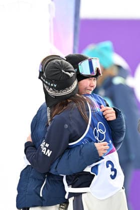 (L-R) Mari Fukada (JPN), Kokomo Murase (JPN), FEBRUARY 18, 2026 - Snowboarding : Women s Slopestyle Final during the Milano Cortina 2026 Olympic Winter games, Winterspiele,Spiele, Summer games at Livigno Snow Park in Livigno, Italy.  aflo_320389542