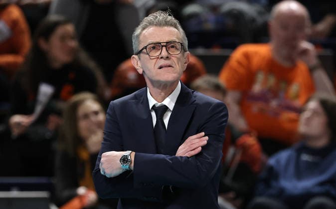 Trainer Engel Lorenzetti (Perugia) Portrait Porträt Einzelbild close up Volleyball CEV Champions League Herren Saison 2025 2026 18.02.2026 BR Volleys Berlin BRV vs. Sir Sicoma Monini Perugia