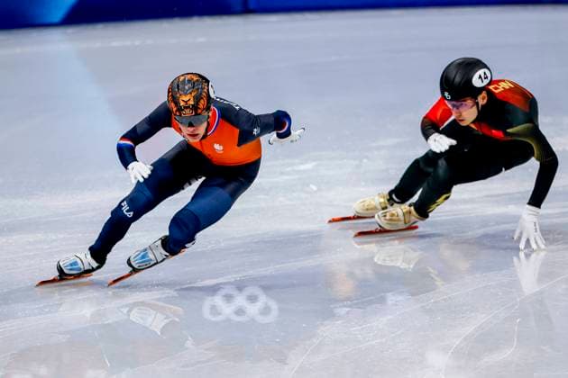 Jens van t Wout of the Netherlands and Shaoang Liu of China Men s 500m Quarterfinals, Milano Cortina 2026 Winter Olympics: Day 12, Short Track Speed skating, Eisschnelllauf - Milano Cortina 2026 Winter Olympics: Day 12, Milano Speed Skating Stadium, February 18, 2026, Milan, Italy.