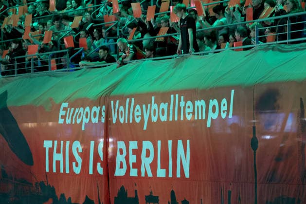 DEU, Champions-League, BR Volleys vs. Sicoma Monini Perugia, 18.02.2026, Max-Schmeling-Halle, Berlin, DEU, Champions-League, BR Volleys vs. Sicoma Monini Perugia, im Bild BR Volleys-Fans