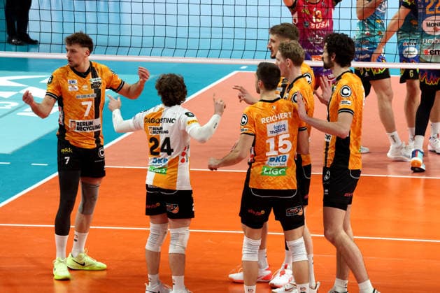 DEU, Champions-League, BR Volleys vs. Sicoma Monini Perugia, 18.02.2026, Max-Schmeling-Halle, Berlin, DEU, Champions-League, BR Volleys vs. Sicoma Monini Perugia, im Bild BR Volleys-Spielerkreis