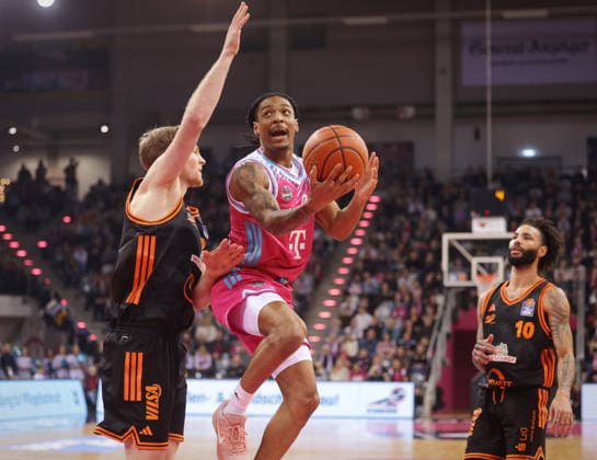Jalen Finch Telekom Baskets Bonn vs. Rasta Vechta 21. Speiltag - Saison 2025 26