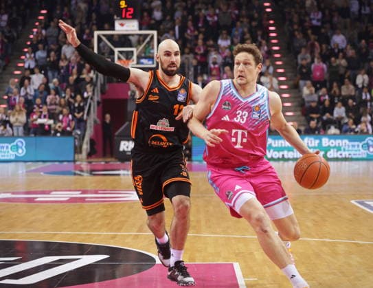 Patrick Heckmann Telekom Baskets Bonn vs. Tommy Kuhse Rasta Vechta 21. Speiltag - Saison 2025 26