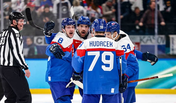(260218) -- MILAN, Feb. 18, 2026 -- Players of Slovakia celebrate scoring during the Ice hockey, Eishockey men s play-offs quarterfinal between the Slovakia and Germany at the Milan-Cortina 2026 Olympic Winter games, Winterspiele,Spiele, Summer games in Milan, Italy, Feb. 18, 2026. ) (MICO2026)ITALY-MILAN-OLYMPIC WINTER GAMES-ICE HOCKEY-MEN-PLAY-OFFS QUARTERFINALS-SVK VS GER WangxKaiyan 