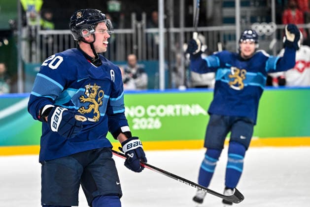 18 02 2026, Milano, Rho Ice hockey, Eishockey Arena, Winter Olympics: Finland - Switzerland (Ice Hockey), Sebastian Aho of Finland (L) celebrate his goal Milano Rho Ice Hockey Arena Lombardy Italy *** 18 02 2026, Milano, Rho Ice Hockey Arena, Winter Olympics Finland Switzerland Ice Hockey , Sebastian Aho of Finland L celebrate his goal Milano Rho Ice Hockey Arena Lombardy Italy Copyright: xJustPictures.ch AndreaxBrancax jp-en-AnBr-AB-AAB_660618022026