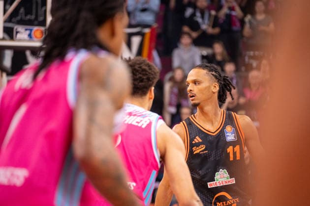 Deutschland: 1. Bundesliga Basketball easyCredit BBL 2025 2026 - Telekom Bonn vs SC RASTA Vechta - 21. Spieltag, 18.02.2026 - Telekom Dome (Bonn): Gesichtsausdruck Louis Sutor (SC Rasta Vechta, 11) Copyright: xOrhanxHabashx