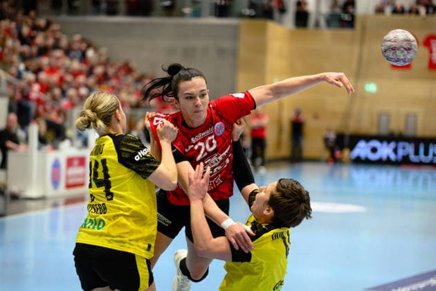 Jana Scheib (Thueringer HC, 20), Guro Berland Husebo (Borussia Dortmund, 24), Alina Grijseels (Borussia Dortmund, 04) GER, Thueringer HC gegen Borussia Dortmund , Handball, Alsco Handball Bundesliga Frauen, 18. Spieltag, Saison 2025 2026, 18.02.2026 GER, Thueringer HC gegen Borussia Dortmund , Handball, Alsco Handball Bundesliga Frauen, 18. Spieltag, Saison 2025 2026, 18.02.2026 Bad Langensalza Copyright: xEibner-Pressefoto MartinxHerbstx EP_MHT