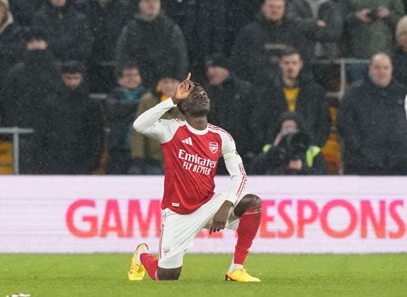 Wolverhampton, England, 18th February 2026. Bukayo Saka of Arsenal celebrates scoring the first goal during the Wolverhampton Wanderers vs Arsenal Premier League match at Molineux, Wolverhampton. Picture credit should read: Andrew Yates Sportimage EDITORIAL USE ONLY. No use with unauthorised audio, video, data, fixture lists, club league logos or live services. Online in-match use limited to 120 images, no video emulation. No use in betting, games or single club league player publications. SPI_022_AY_Wolves_Arsenal SPI-4539-0024