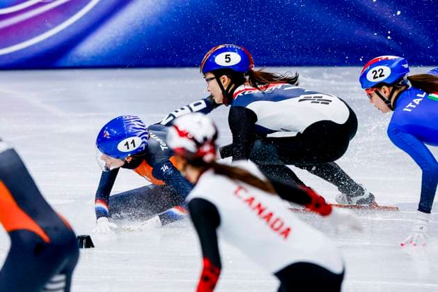 crash Michelle Velzeboer of the Netherlands and Minjeong Choi of Republic of Korea Women s 3000m Relay Finals, Milano Cortina 2026 Winter Olympics: Day 12, Short Track Speed skating, Eisschnelllauf - Milano Cortina 2026 Winter Olympics: Day 12, Milano Speed Skating Stadium, February 18, 2026, Milan, Italy.