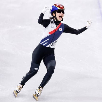 2026-02-18 Short Track Speed skating, Eisschnelllauf - Milano Cortina 2026 Winter Olympics - Day 12 MILAN, ITALY - FEBRUARY 18: Gilli Kim of South Korea celebrating her sides win after competing in the Women s 3000m Relay during Day 12 of Short Track Speed Skating - Milano Cortina 2026 Winter Olympics at Milano Ice Skating Arena on February 18, 2026 in Milan, Italy. (Photo by Joris Verwijst BSR Agency) Milan Italy Content not available for redistribution in The Netherlands directly or indirectly through any third parties. Copyright: xBSRxAgencyx