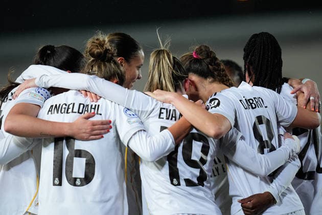 February 18, 2026, Valdebebas, Madrid, Spain: Players of Real Madrid celebrate an own goal scored by Melween N Dongala of Paris FC during the UEFA Women s Champions League 2025 26 KO play-offs Second Leg match between Real Madrid C.F. and Paris FC at Alfredo Di Stefano on February 18, 2026 in Madrid, Spain. Valdebebas Spain - ZUMAa181 20260218_zaa_a181_086 Copyright: xDennisxAgyemanx