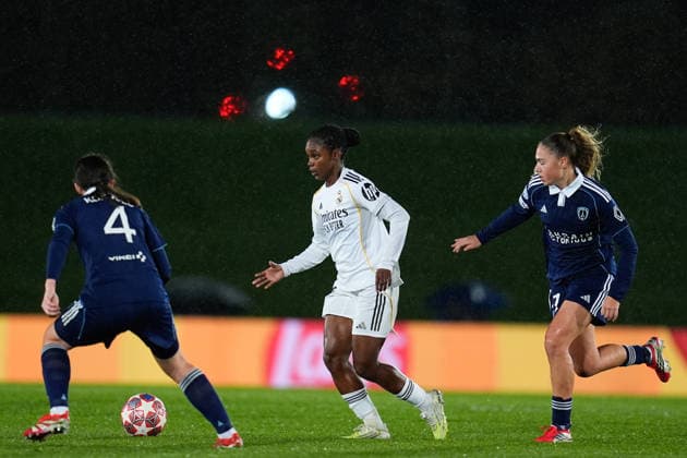 February 18, 2026, Valdebebas, Madrid, Spain: Linda Caicedo of Real Madrid in action during the UEFA Women s Champions League 2025 26 KO play-offs Second Leg match between Real Madrid C.F. and Paris FC at Alfredo Di Stefano on February 18, 2026 in Madrid, Spain. Real Madrid C.F. V Paris FC - UEFA Women s Champions League 2025 26 KO Play-Offs Second Leg  - ZUMAa181 20260218_zaa_a181_082 Copyright: xDennisxAgyemanx