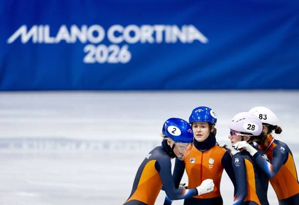 MILAN Xandra Velzeboer, Michelle Velzeboer, ZoÃ« Deltrap, and Selma Poutsma during the 3000-meter relay final in the short track Speed skating, Eisschnelllauf event at the Milan Ice Skating Area at the Milan Winter Olympics. IRIS VAN DEN BROEK ANP xVIxANPxSportx xxANPxIVx 551121362 originalFilename: 551121362.jpg